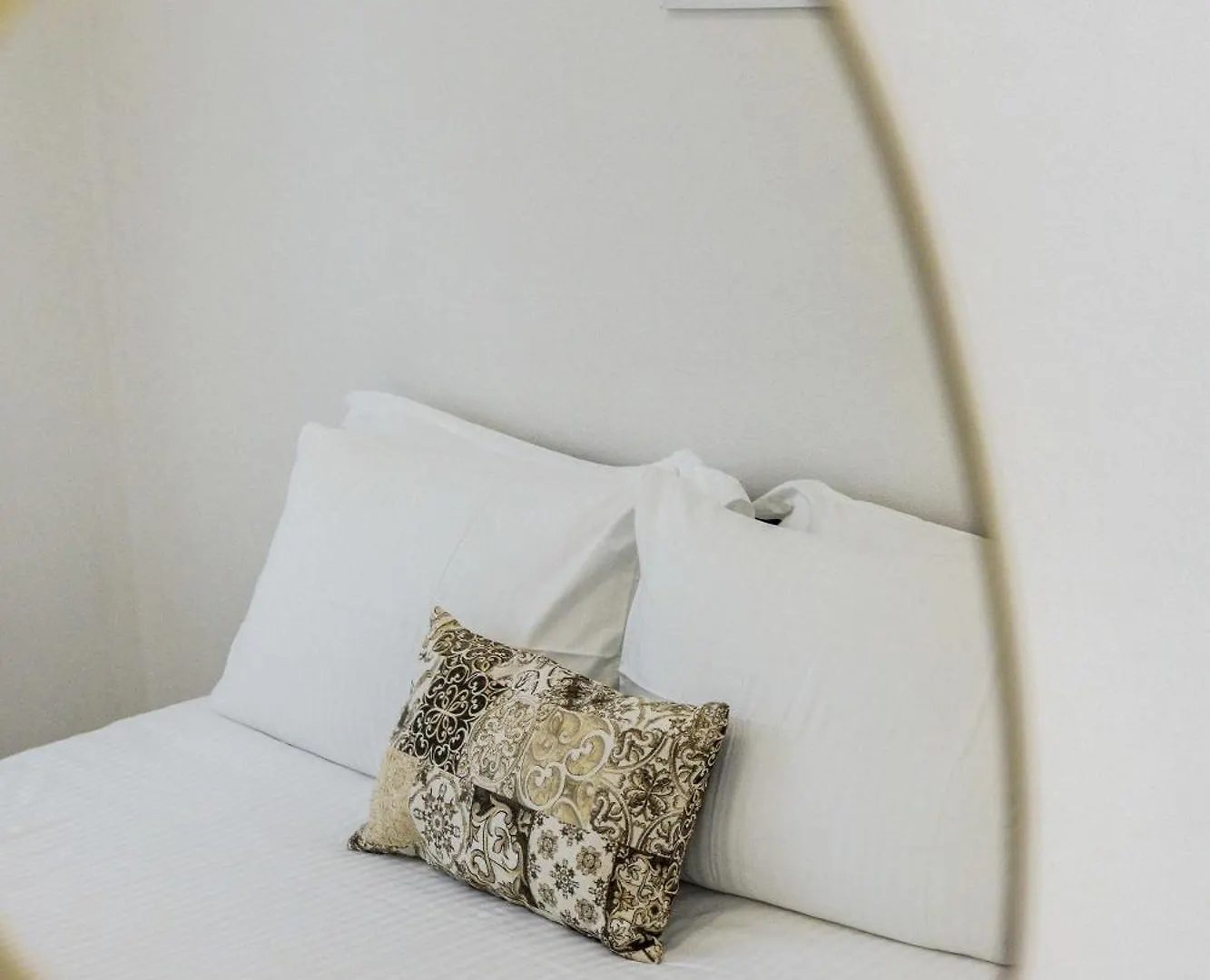 White Sage - Lake Como Paradise 0*,  İtalya